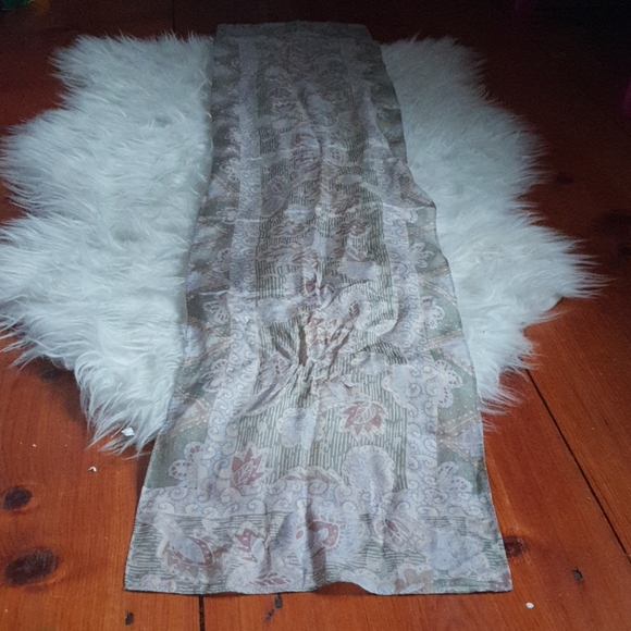 Vintage liz Claiborne long silk scarf - Picture 3 of 4